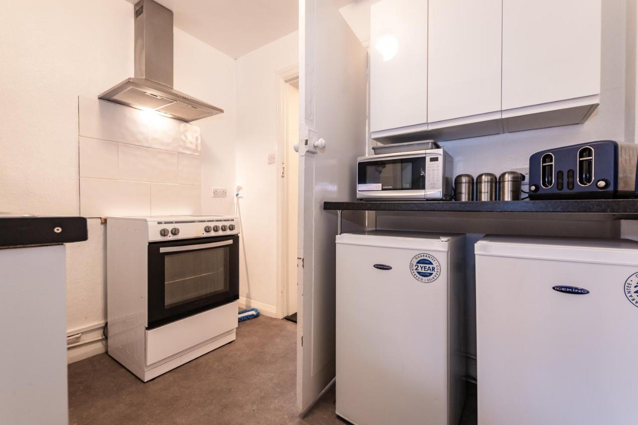 Best Price! Perfect Gunwharf Accommodation - 5 Single Beds Or Kingsize Free Parking Portsmouth Zewnętrze zdjęcie