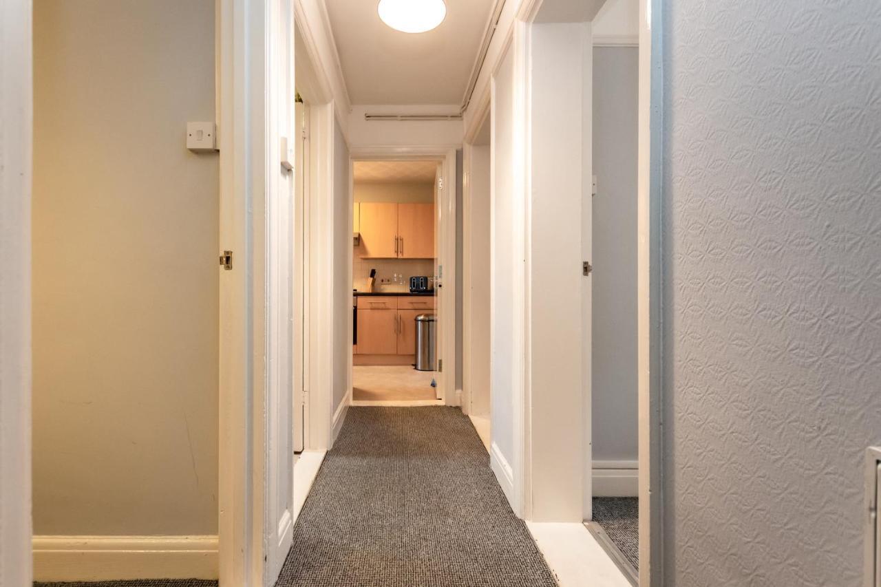 Best Price! Perfect Gunwharf Accommodation - 5 Single Beds Or Kingsize Free Parking Portsmouth Zewnętrze zdjęcie